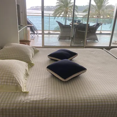 Terrasse En Front De Apartamento Antibes